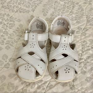 Stride Rite Tulip Sandals in White - size 4.5